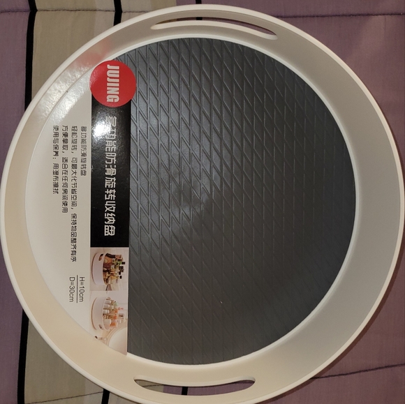 KisSealed 2 Pack Plastic Lazy Susan Turntable with Handle, Non-Skid - Picture 2 of 5